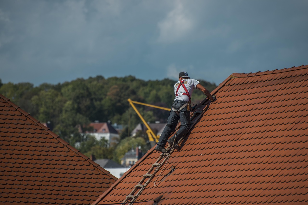 Bonita Springs, FL - Scheduling a Pre-Hurricane Roof Inspection This Season
